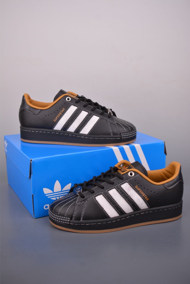 Adidas Originals Superstar 'White' view