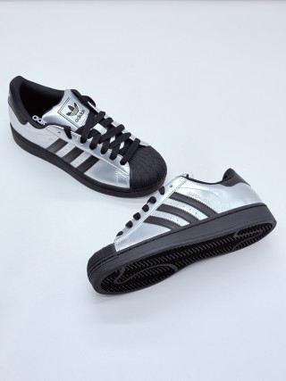 Adidas Originals Superstar 'Black / Silver' view 2