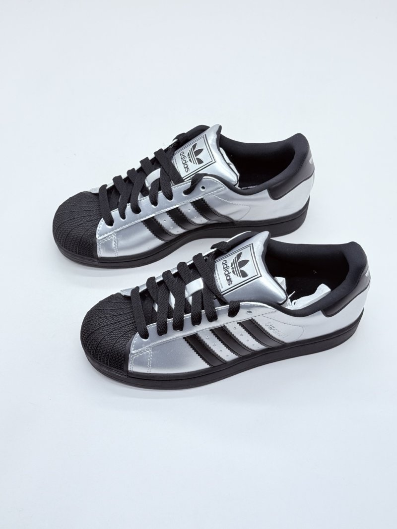 Adidas Originals Superstar 'Black / Silver' view