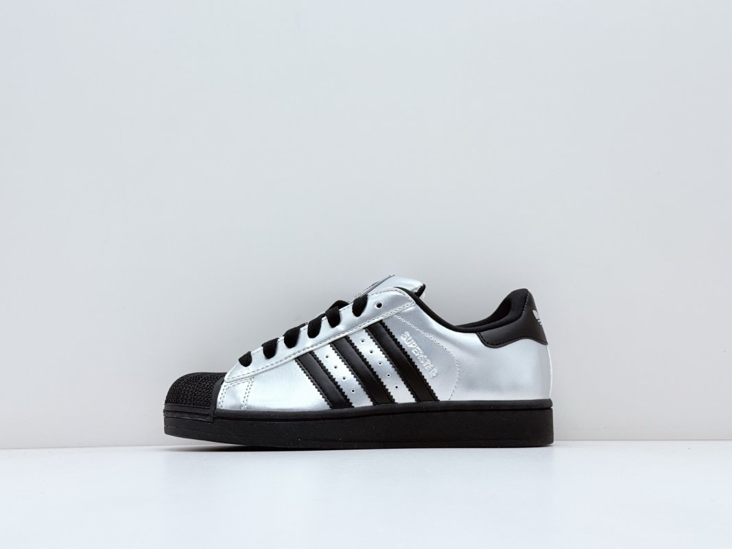 Adidas Originals Superstar 'Black / Silver' view
