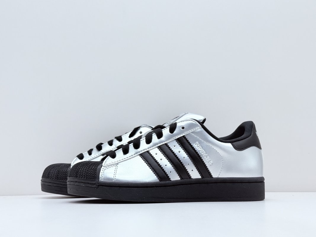 Adidas Originals Superstar 'Black / Silver' view