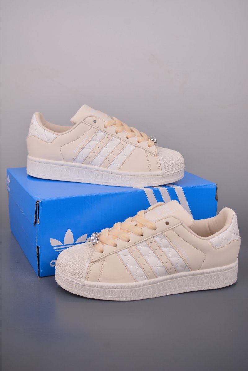 Adidas Originals Superstar 'White' view