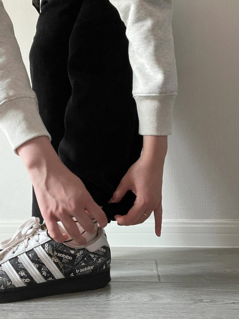 Adidas Originals Superstar view