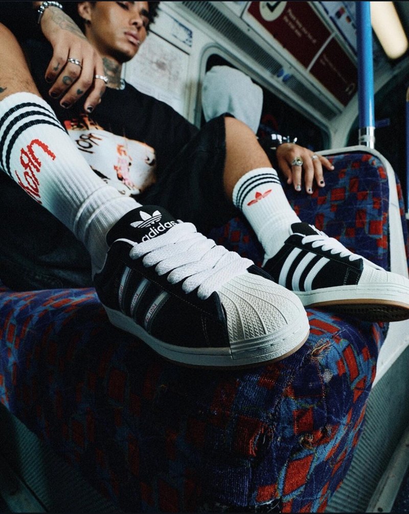 Adidas Originals Superstar view