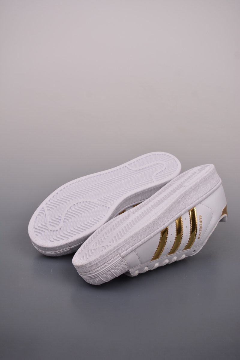 Adidas Originals Superstar 'White' view