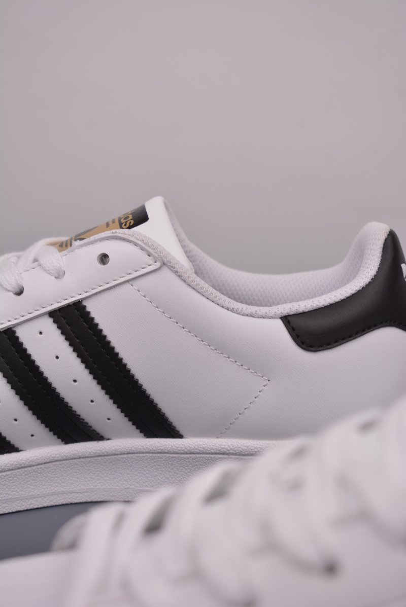 Adidas Originals Superstar W 'White' view