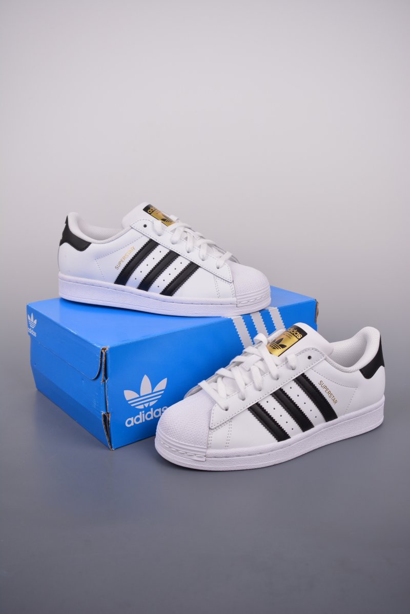 Adidas Originals Superstar W 'White' view