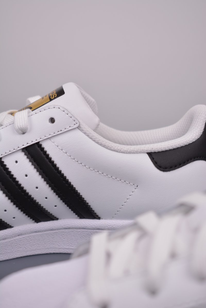 Adidas Originals Superstar W 'White' view