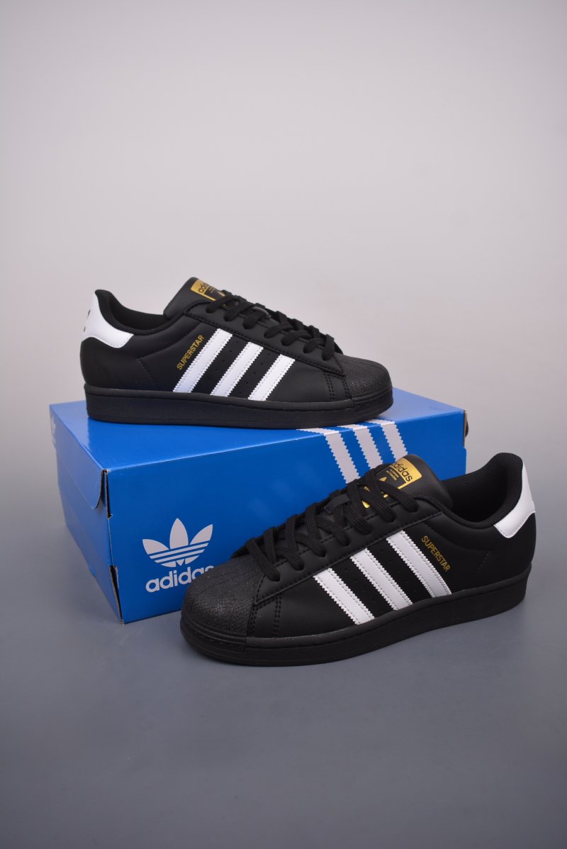 Adidas Originals Superstar W 'White' view