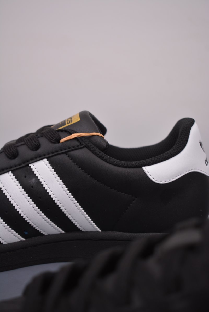 Adidas Originals Superstar W 'White' view