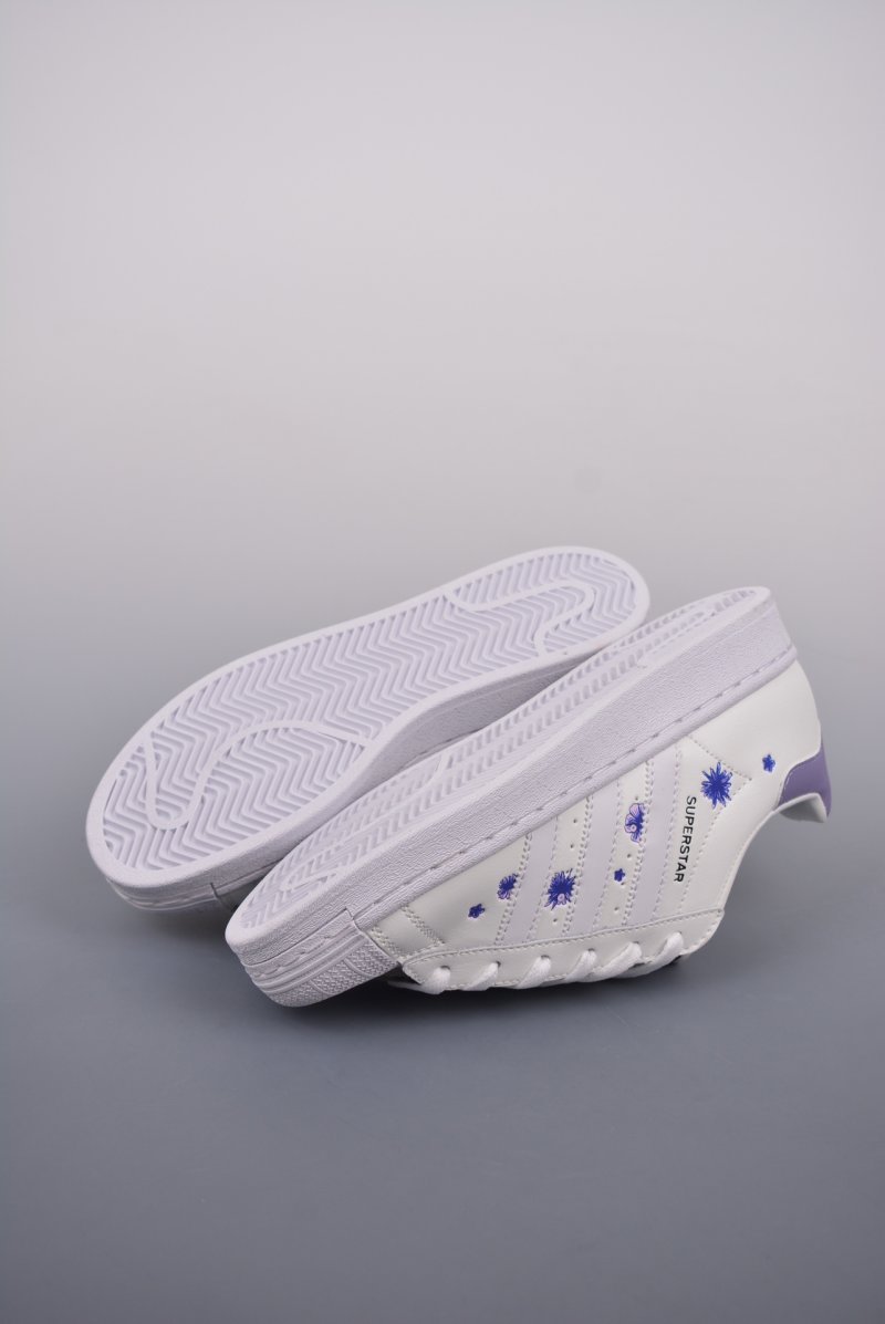 Adidas Originals Superstar W 'White' view