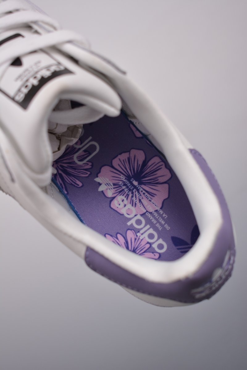 Adidas Originals Superstar W 'White' view