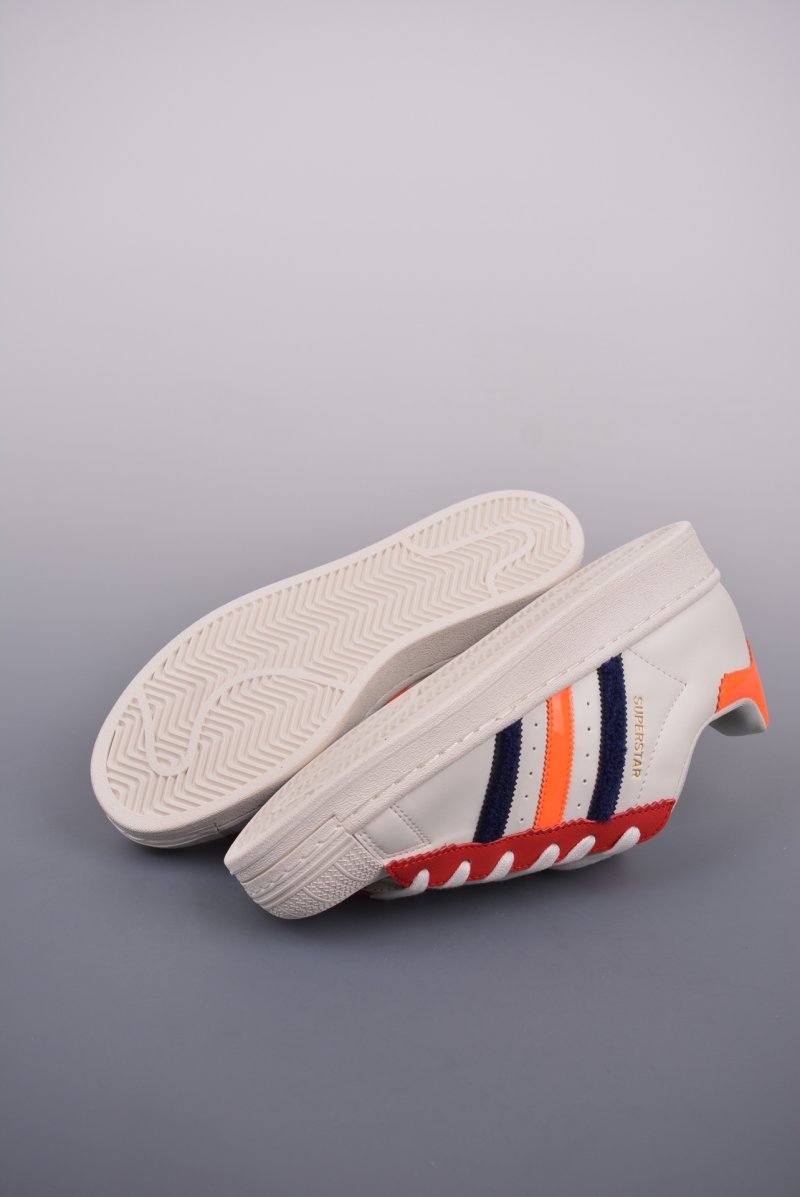 Adidas Originals Superstar W 'White' view