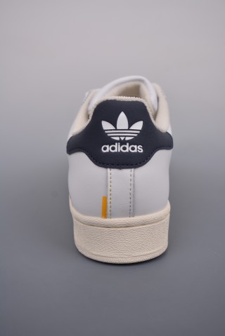 Adidas Originals Superstar W 'White' view 4