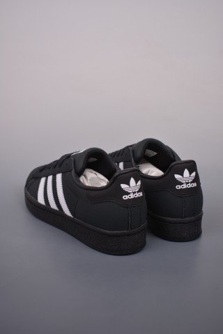 Adidas Originals Superstar W 'White' view 2