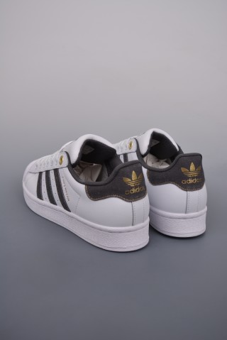Adidas Originals Superstar W 'White' view 2