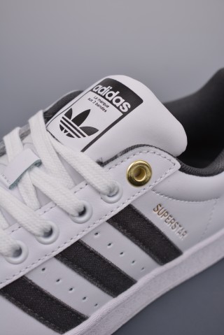 Adidas Originals Superstar W 'White' view 7