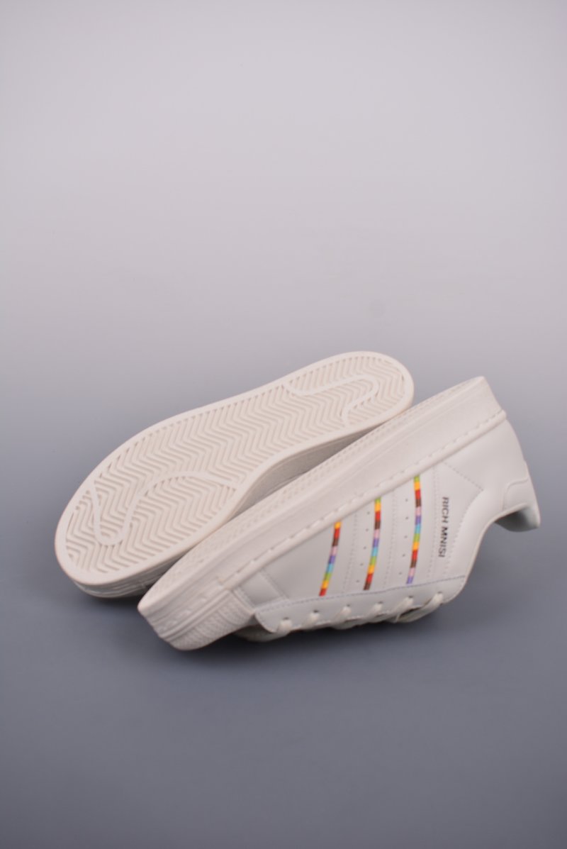 Adidas Originals Superstar W 'White' view