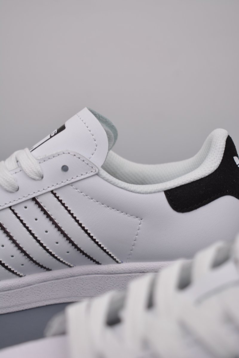 Adidas Originals Superstar 'White' view
