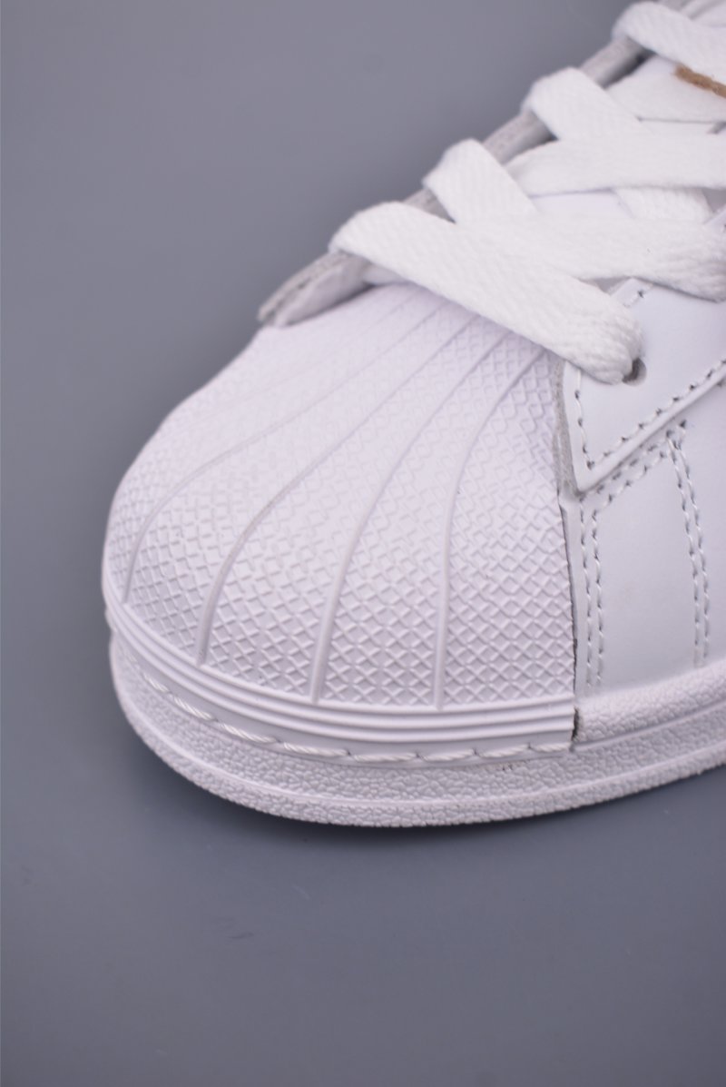 Adidas Originals Superstar 'White' view