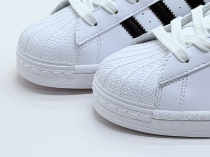 Adidas Originals Superstar 'White / Black' view 5