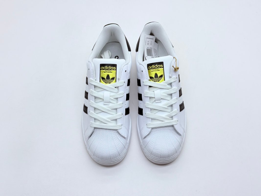 Adidas Originals Superstar 'White / Black' view