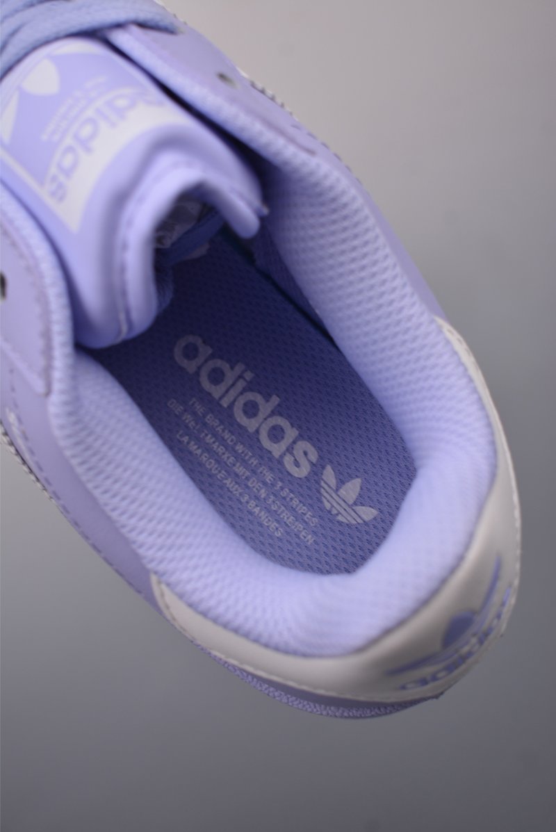 Adidas Superstar XLG W view