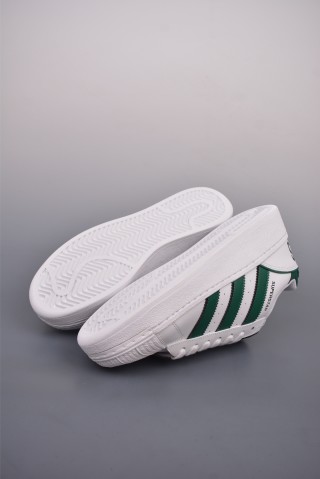 Adidas Superstar XLG W view 3