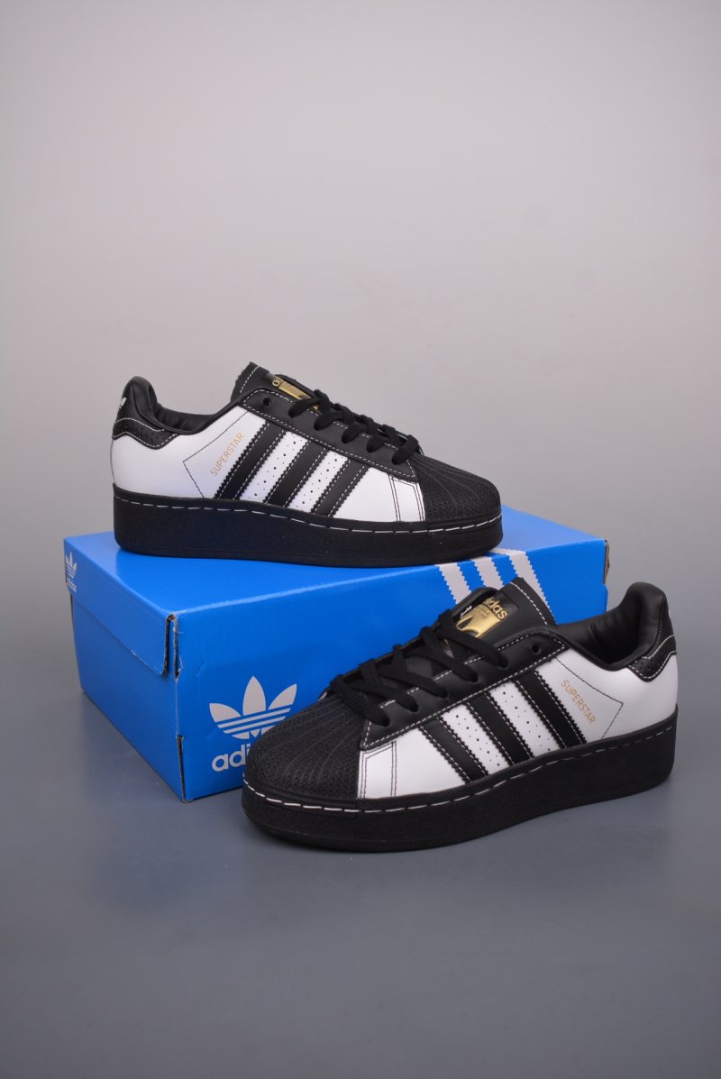 Adidas Superstar XLG W view