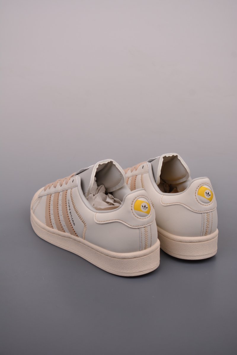 Adidas Superstar XLG W 'White' view