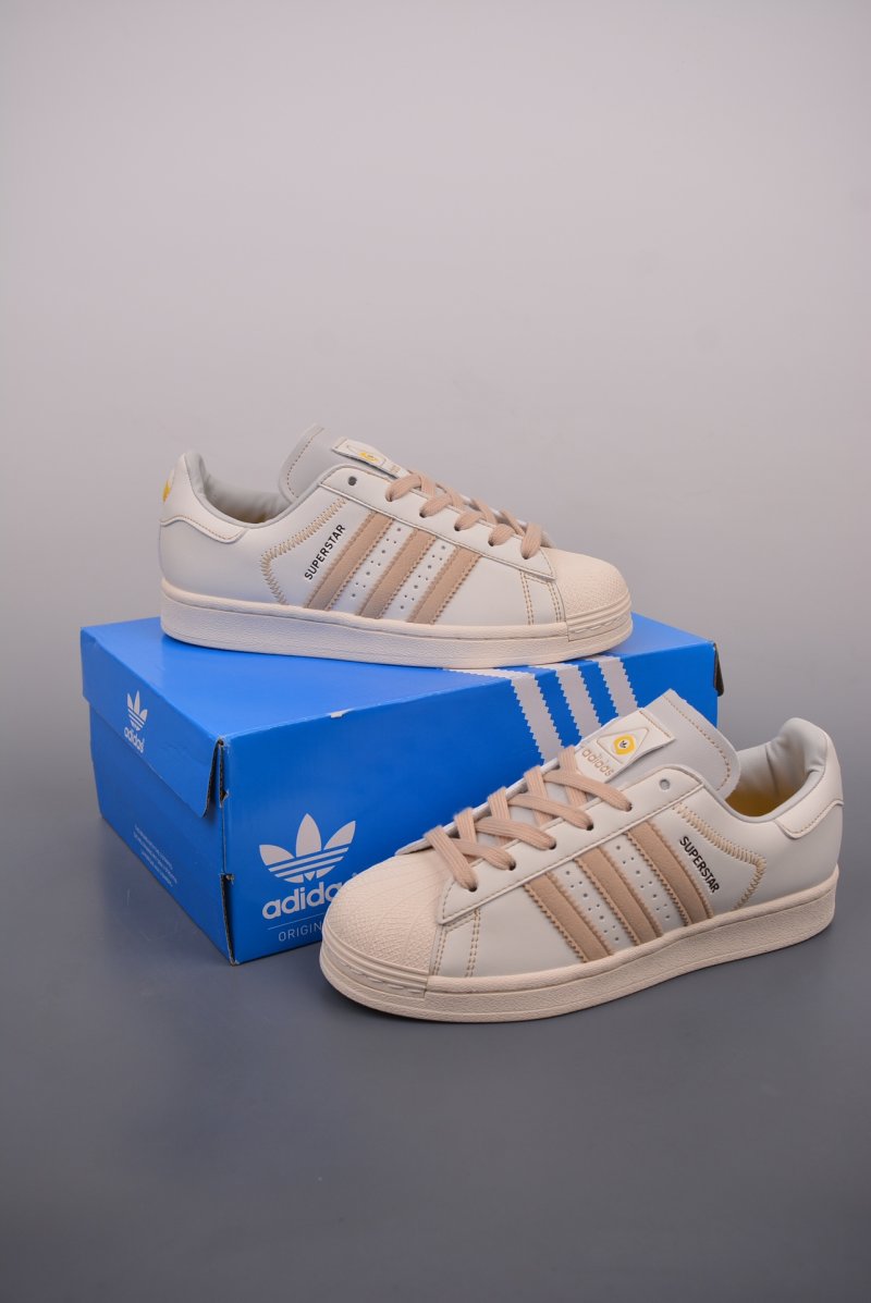 Adidas Superstar XLG W 'White' view