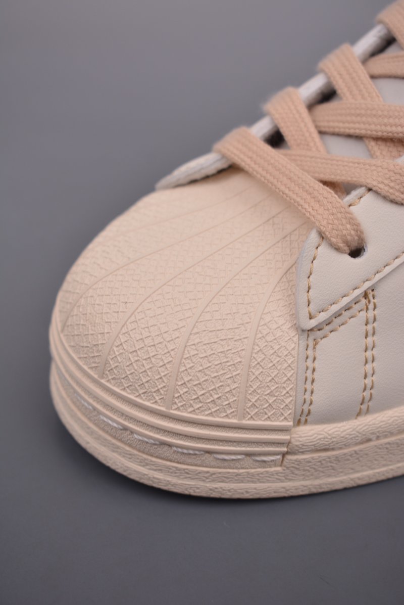 Adidas Superstar XLG W 'White' view