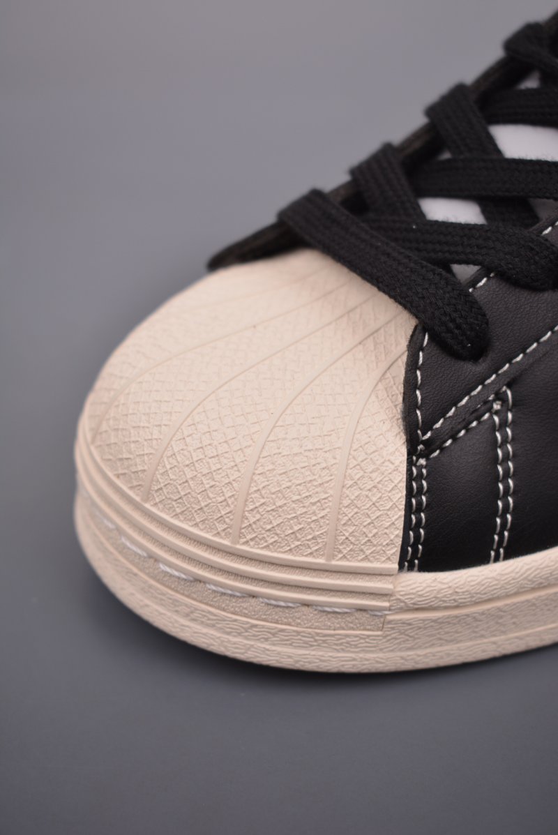 Adidas Superstar XLG W 'White' view