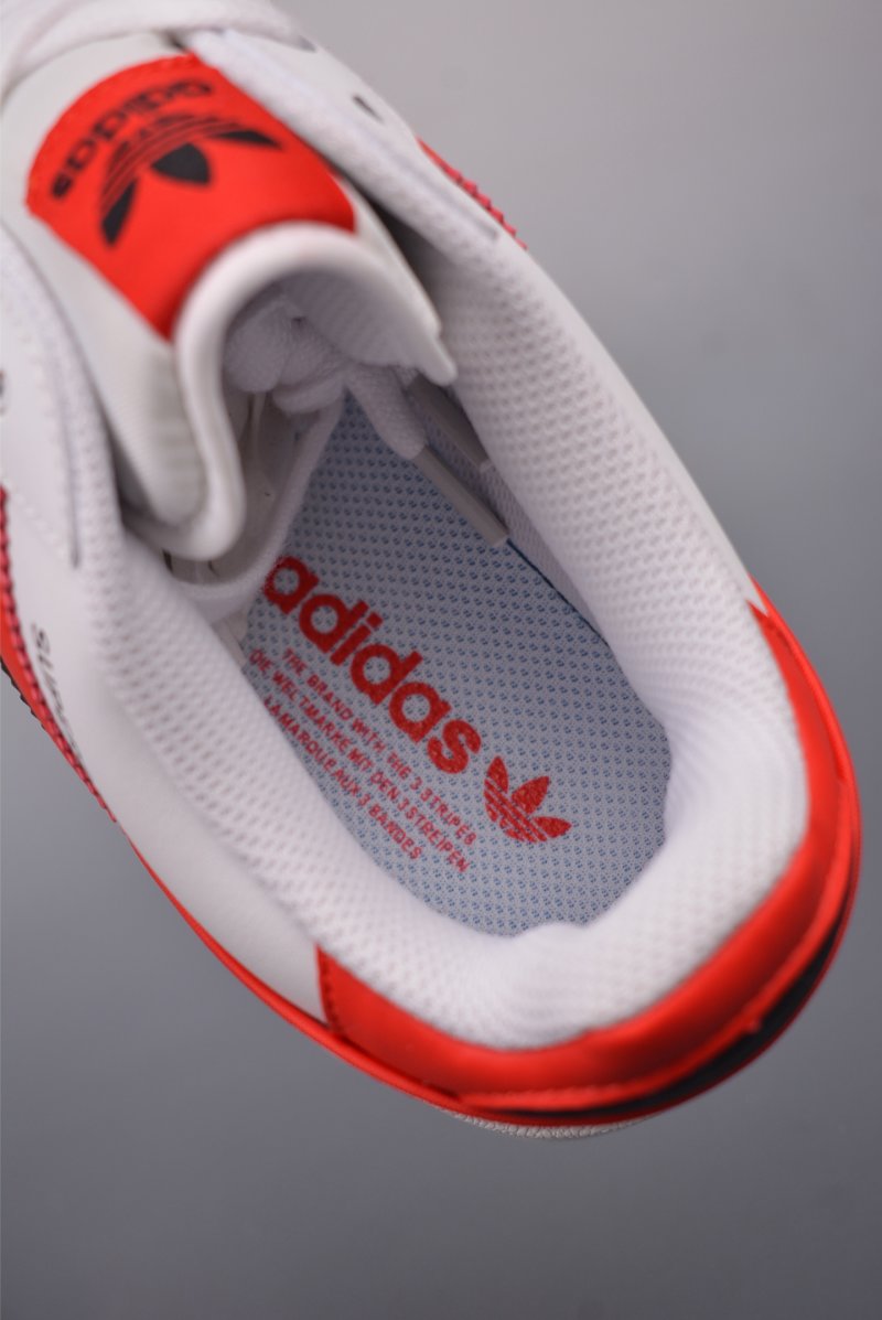 Adidas Superstar XLG W view