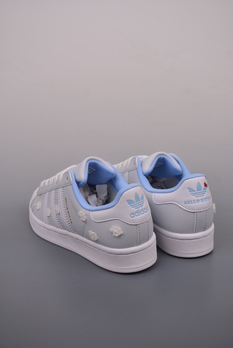 Adidas Superstar XLG W 'White' view