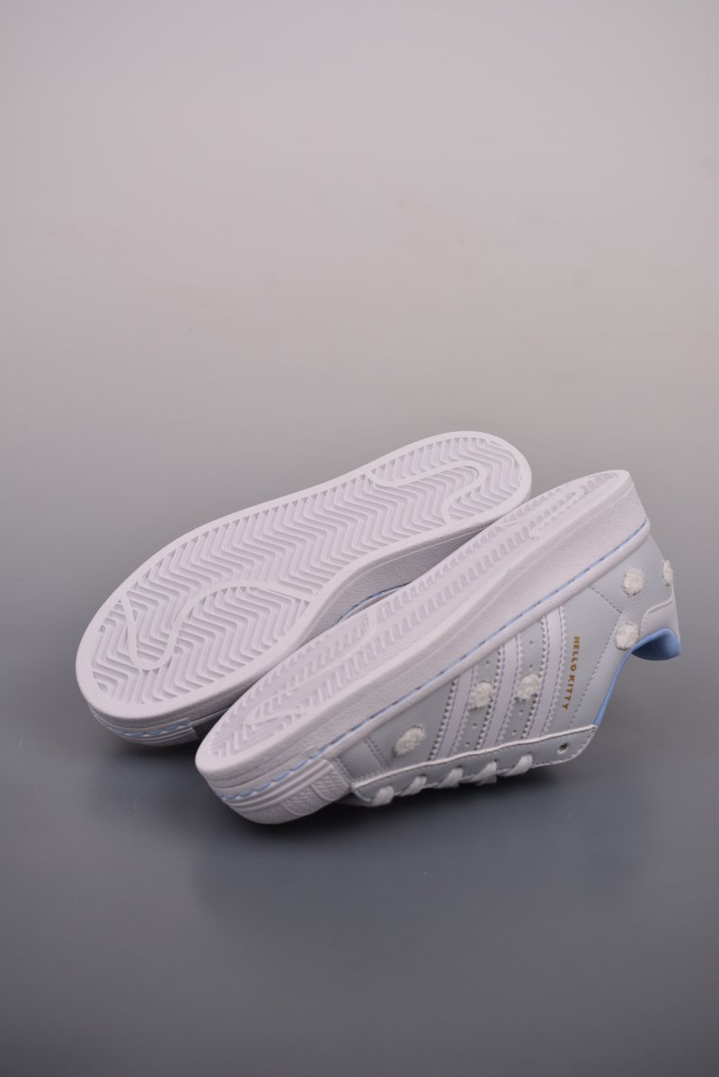 Adidas Superstar XLG W 'White' view