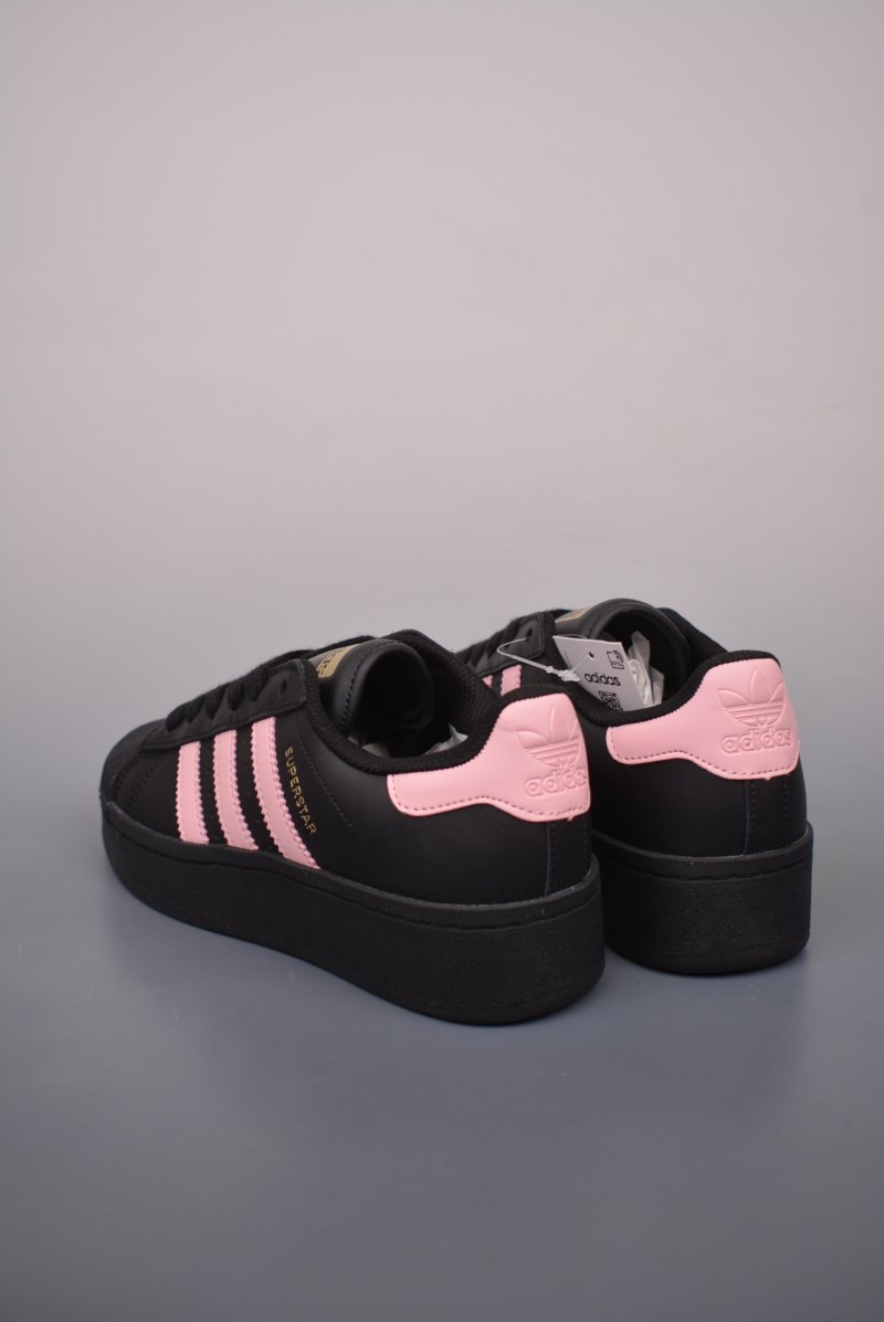 Adidas Superstar XLG W view