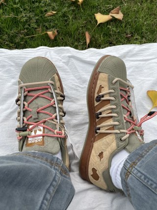 Adidas Superstar view 3