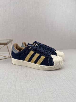 Adidas Superstar 82 view 3