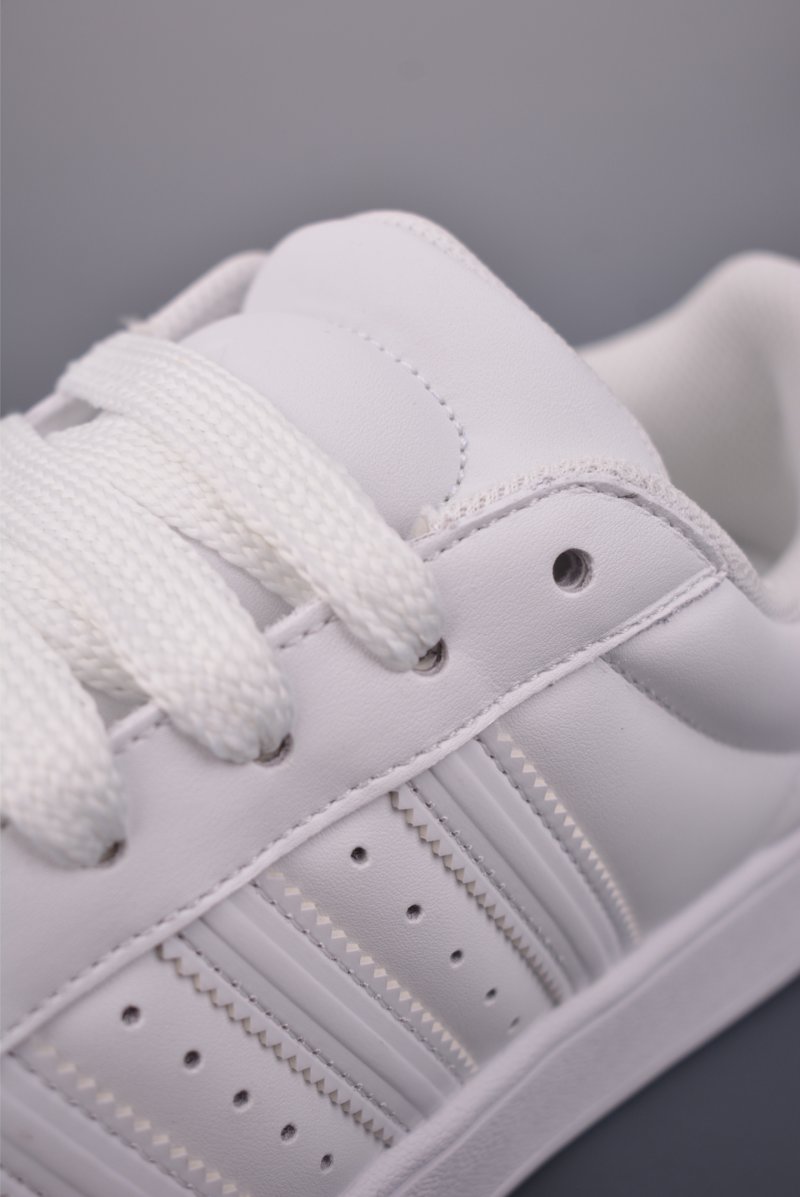 Adidas Superstar 2 ST view