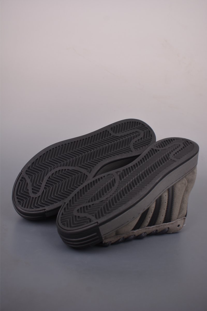 Adidas Superstar 2 ST view