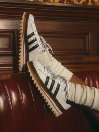 Adidas Superstar x CLOT view 6