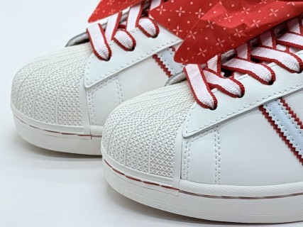 Disney x Adidas Originals Superstar 2 'Cloud White / Scarlet' view 10