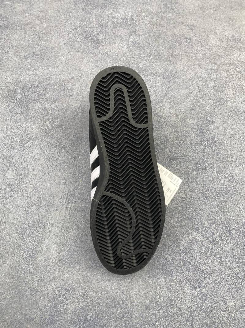 Adidas Originals Superstar view