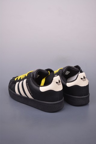 Pharrell x Adidas Superstar 92 view 2