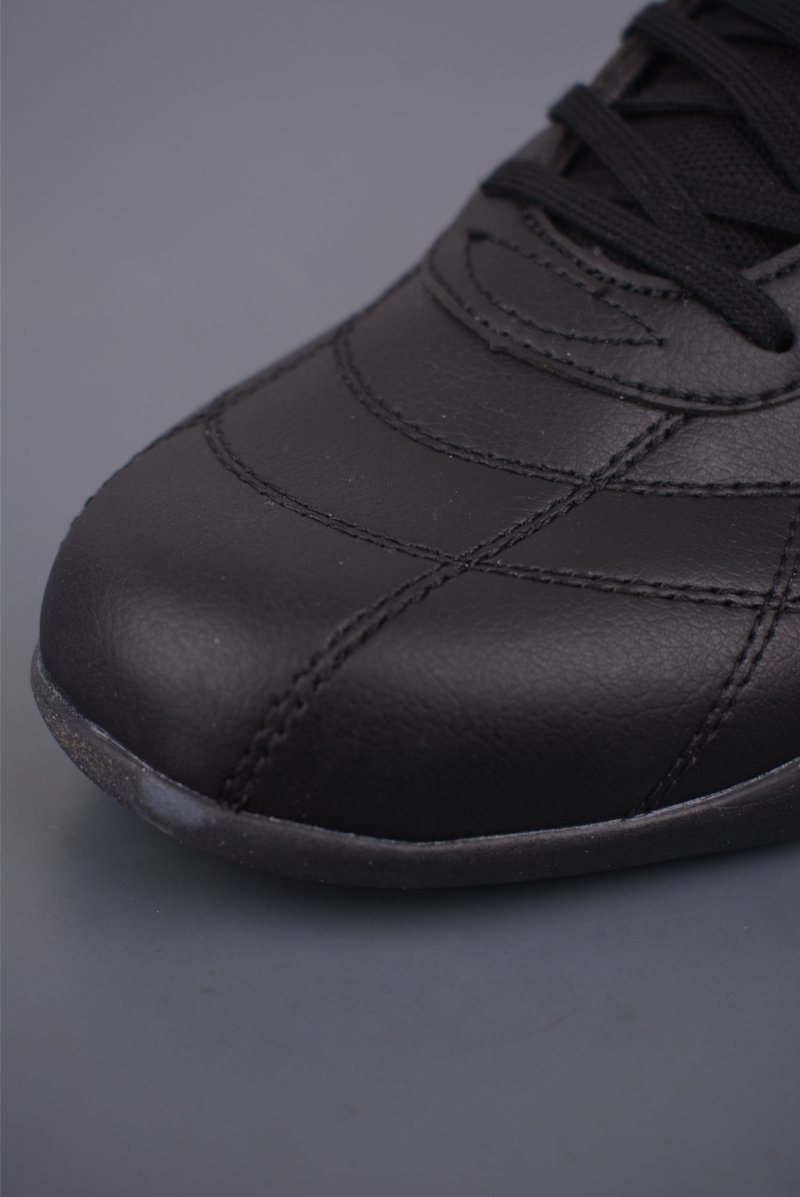 Adidas Adiracer 2026 view