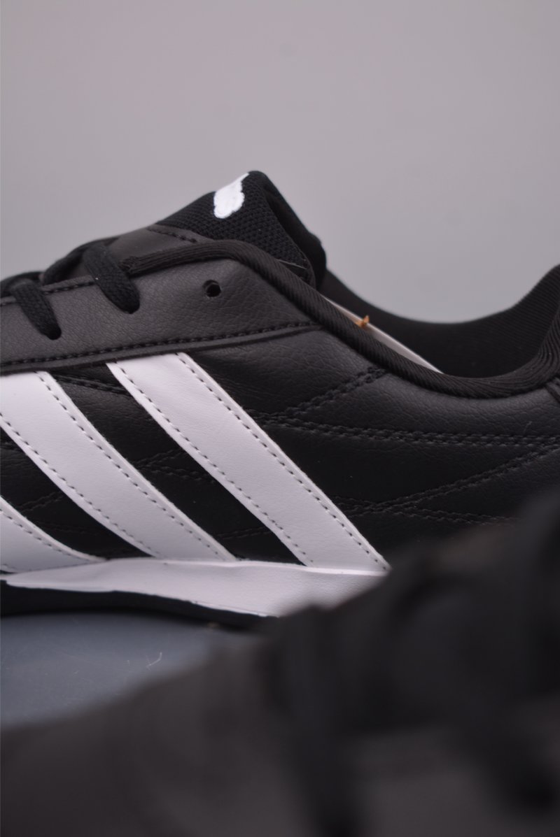 Adidas Adiracer 2026 view