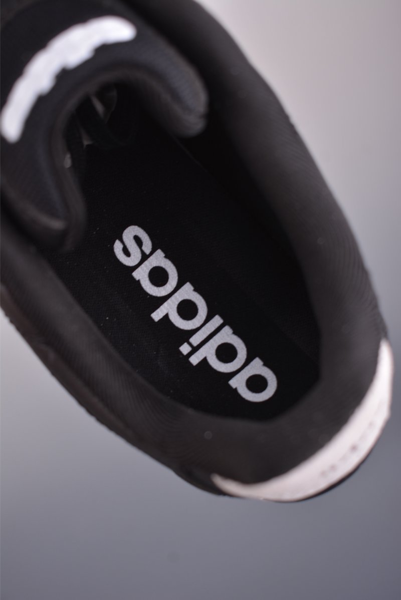 Adidas Adiracer 2026 view