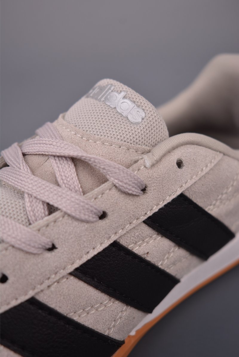 Adidas Originals Adiracer 2026 view