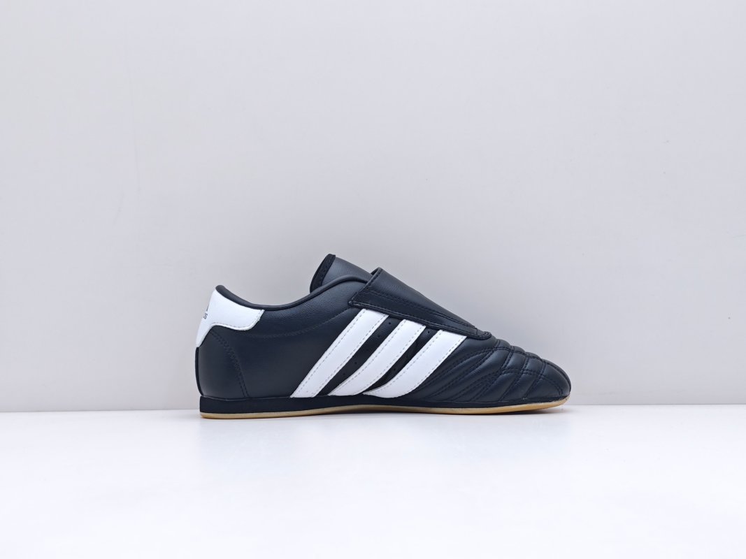 Adidas Originals Taekwondo Low 'Black / White' view